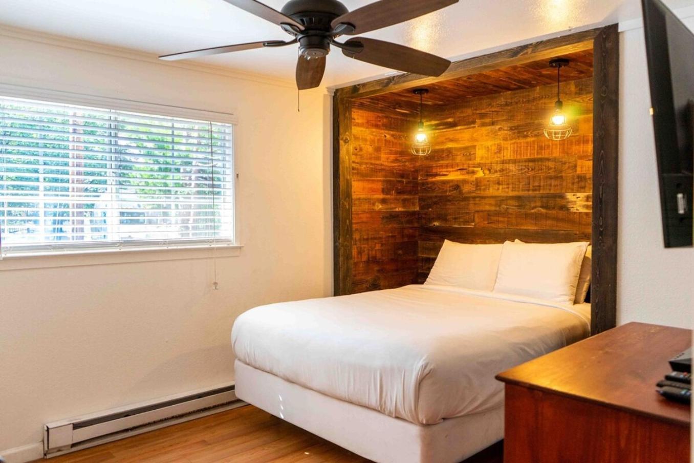 Miners Suite-Centrally Located In Shaver Lake Buitenkant foto