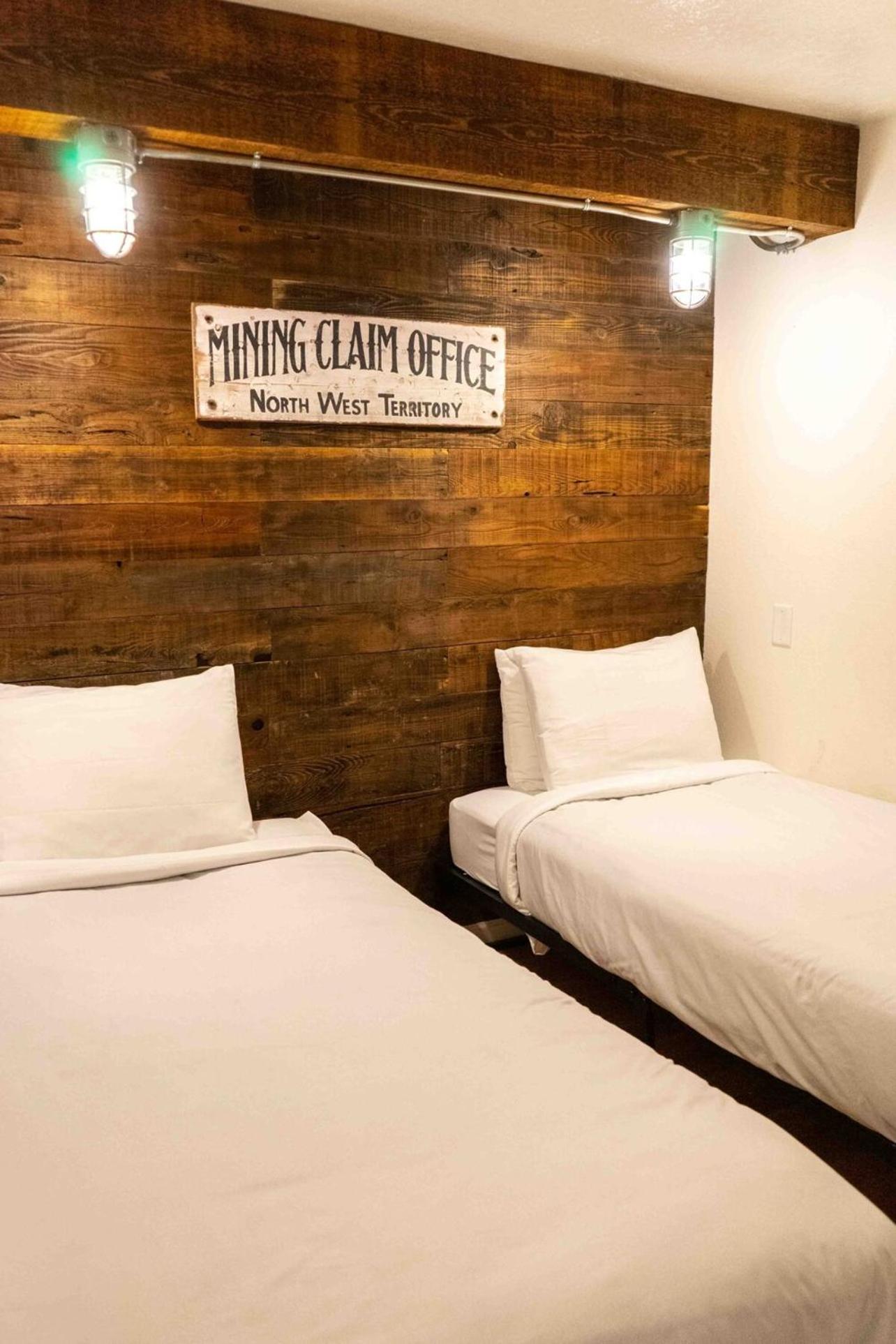 Miners Suite-Centrally Located In Shaver Lake Buitenkant foto