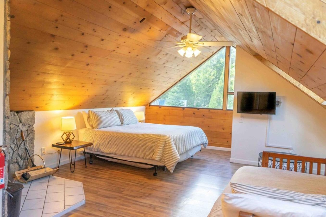 Miners Suite-Centrally Located In Shaver Lake Buitenkant foto
