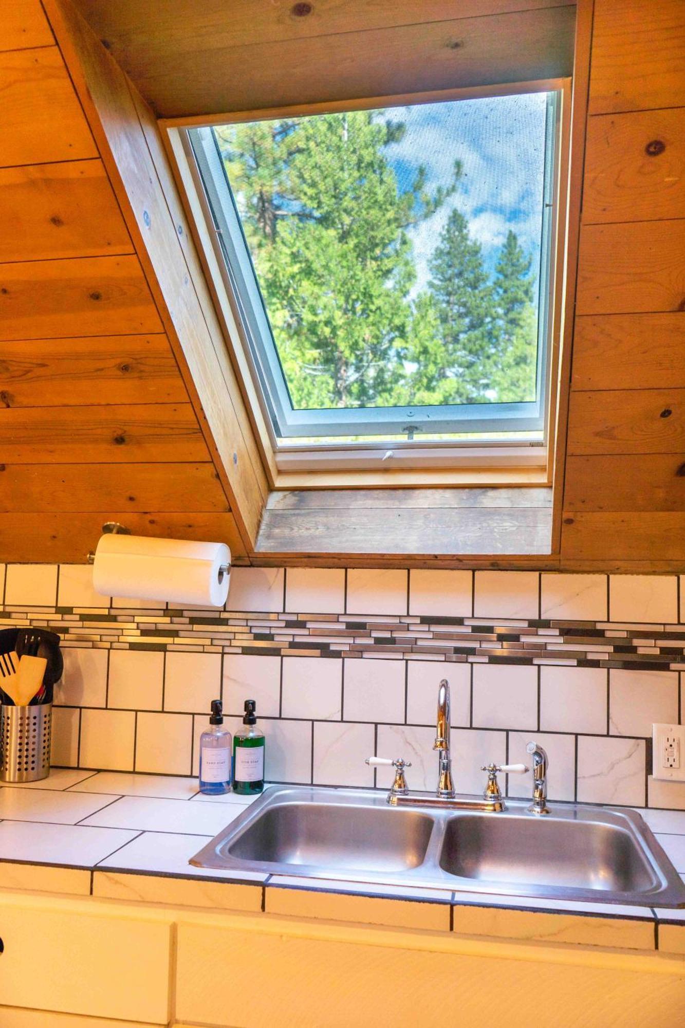 Miners Suite-Centrally Located In Shaver Lake Buitenkant foto