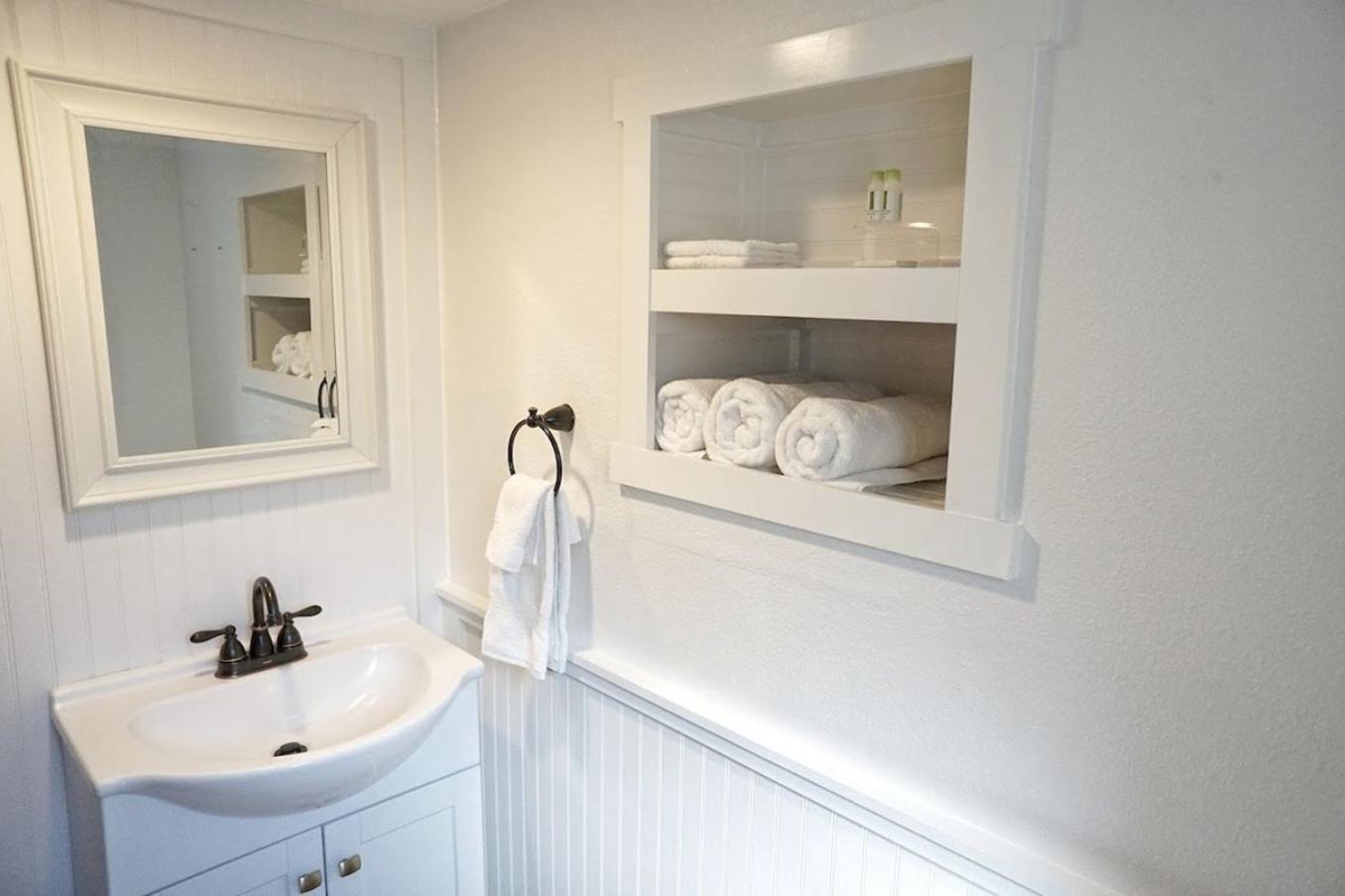 Miners Suite-Centrally Located In Shaver Lake Buitenkant foto