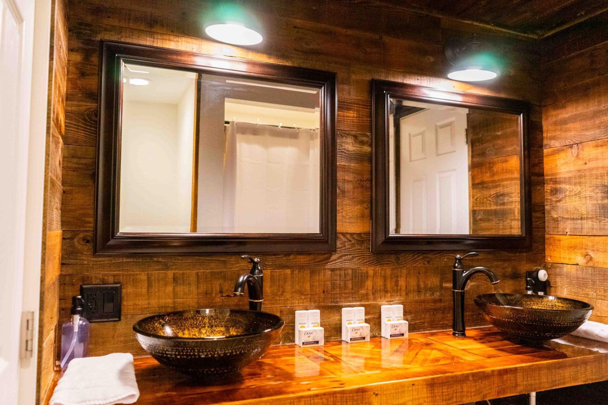 Miners Suite-Centrally Located In Shaver Lake Buitenkant foto